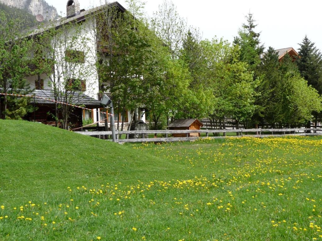 Garni Bonaria Aparthotel Corvara In Badia Eksteriør bilde
