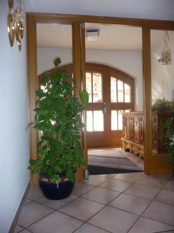 Garni Bonaria Aparthotel Corvara In Badia Eksteriør bilde