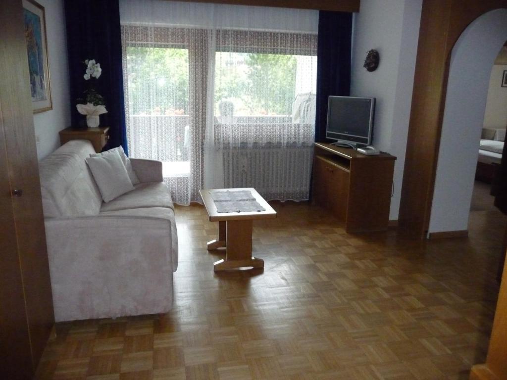 Garni Bonaria Aparthotel Corvara In Badia Eksteriør bilde