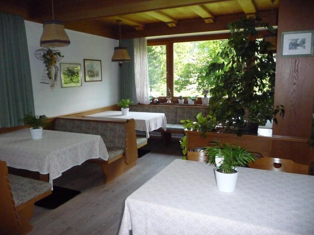 Garni Bonaria Aparthotel Corvara In Badia Eksteriør bilde