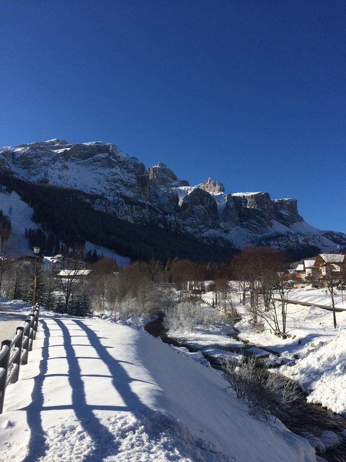 Garni Bonaria Aparthotel Corvara In Badia Eksteriør bilde